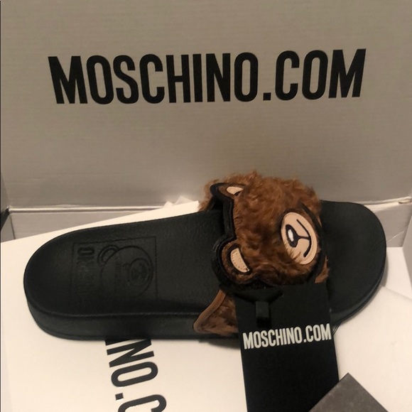 Moschino Scandals Size: 40 BRAND NEW 🚨🚨 - Picture 2 of 4
